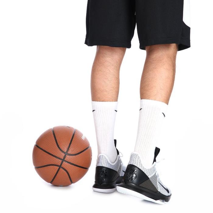 Lebron Witness 4 NBA Erkek Gri Basketbol Ayakkabısı BV7427-101 1175373