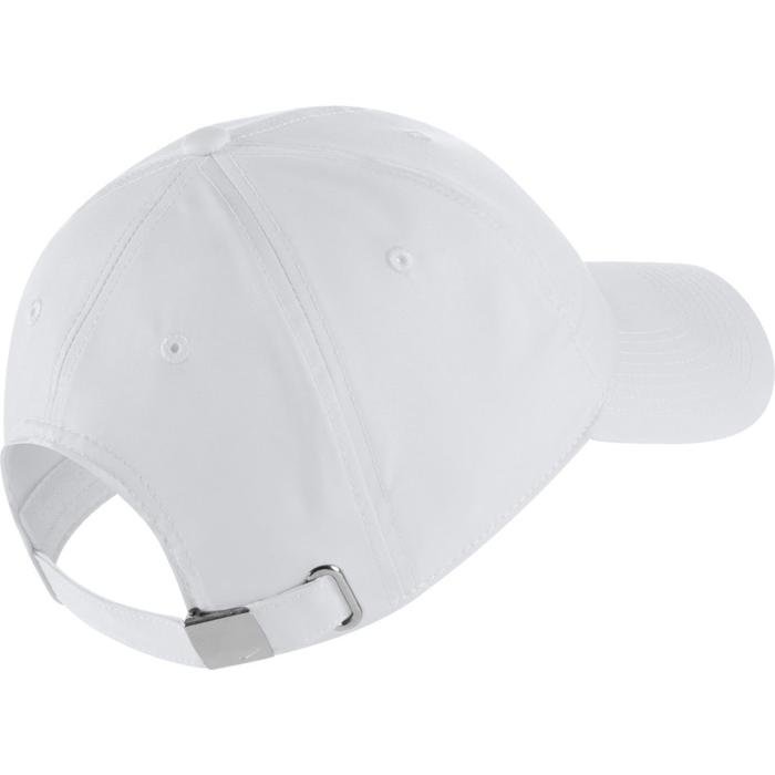 Metal Swoosh Unisex Beyaz Şapka 943092-100 1000249