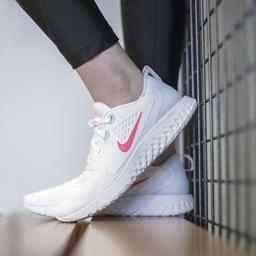 Legend React Kadın Beyaz Koşu Ayakkabısı AA1626-102