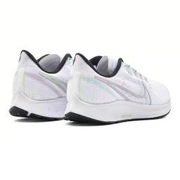 Air Zoom Pegasus Kadın Beyaz Koşu Ayakkabısı BQ5403-100