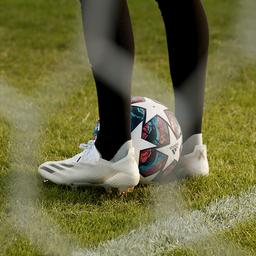 X 20.1 Fg Erkek Beyaz Futbol Krampon EG8258