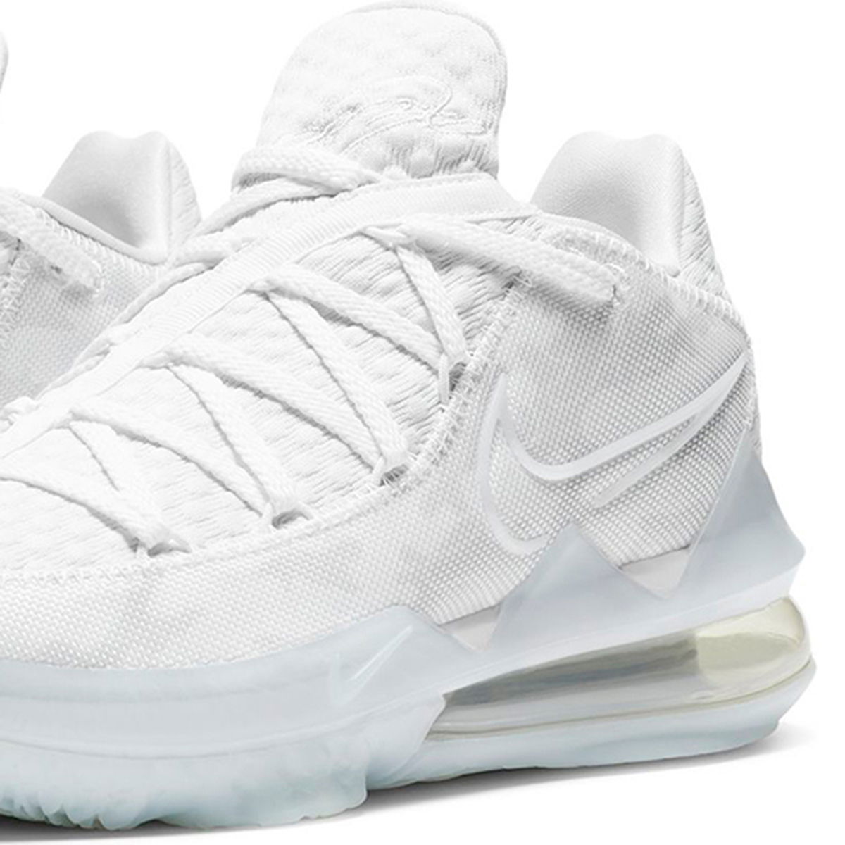 Lebron XVII Low NBA Erkek Beyaz Basketbol Ayakkabısı CD5007-103