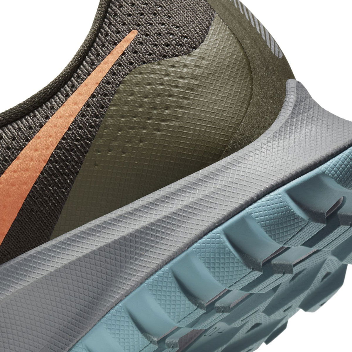 Air Zoom Pegasus 36 Trail Erkek Yeşil Koşu Ayakkabısı AR5677-303
