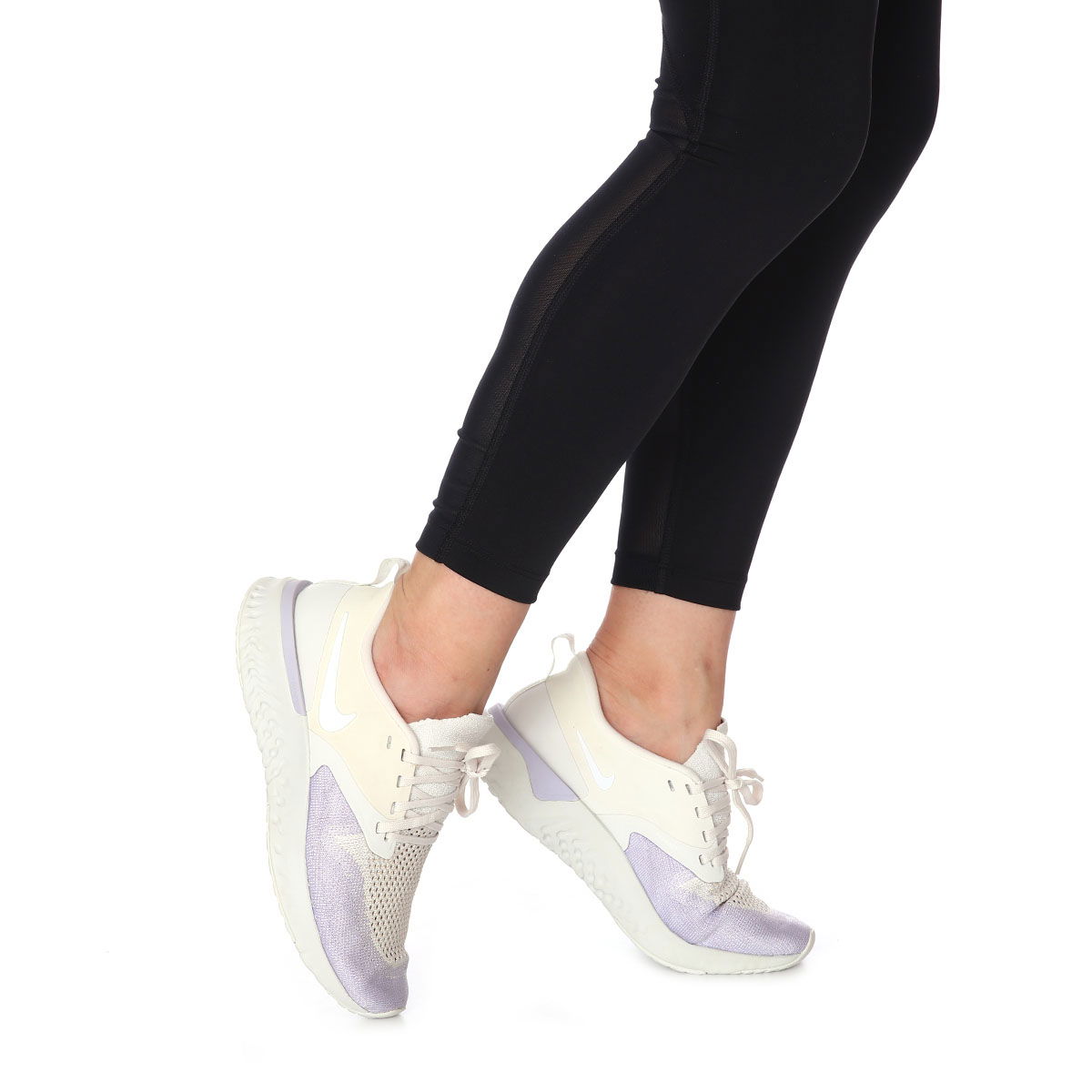 Odyssey React 2 Flyknit Kadın Beyaz Koşu Ayakkabısı AH1016-005