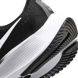Air Zoom Pegasus 37 Kadın Siyah Koşu Ayakkabısı BQ9647-002