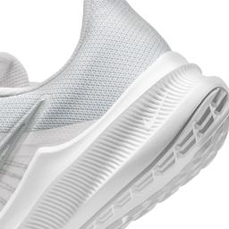 Wmns Downshifter 11 Kadın Beyaz Koşu Ayakkabısı CW3413-100