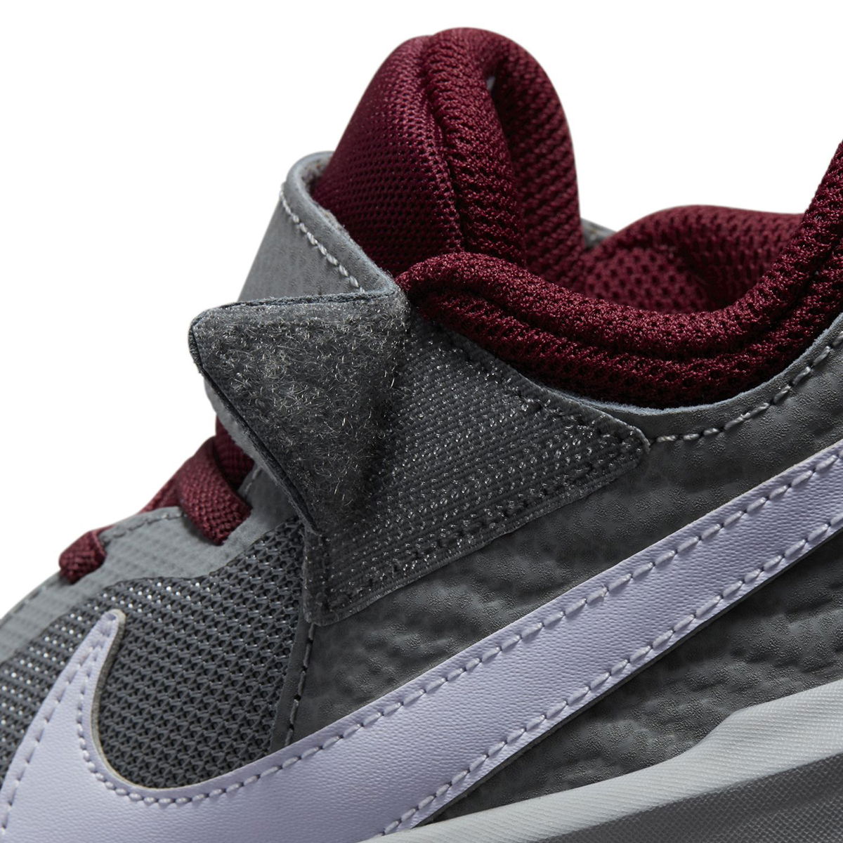 Team Hustle D 10 Unisex Gri Basketbol Ayakkabısı CW6736-007