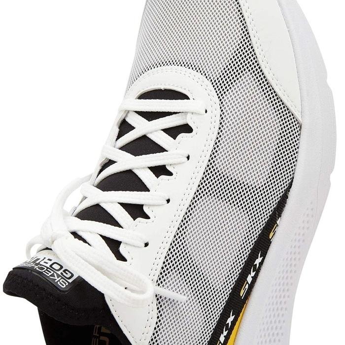 Go Run Elevate - Accelerate Erkek Beyaz Koşu Ayakkabısı 220181 WBK 1385456