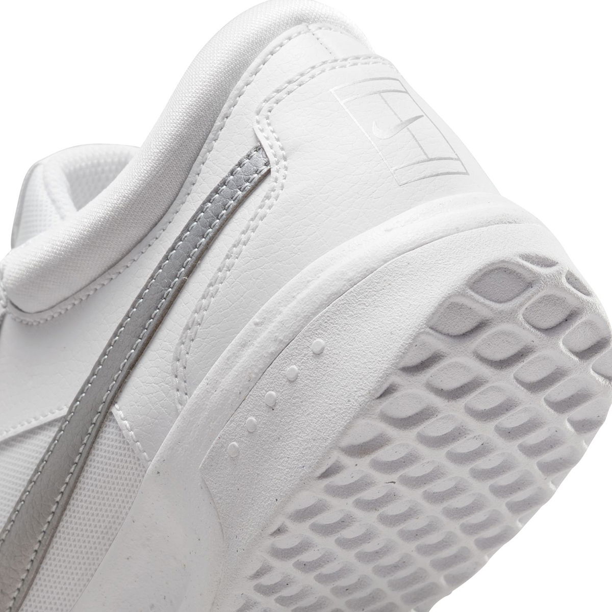 W Zoom Court Lite 3 Kadın Beyaz Tenis Ayakkabısı DH1042-101