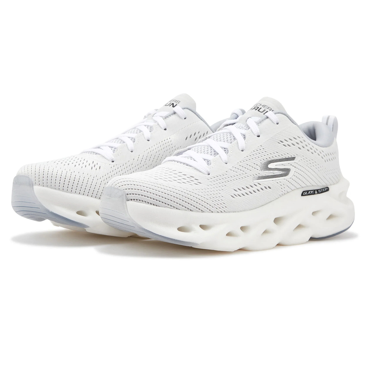 Go Run Swirl Tech Erkek Beyaz Koşu Ayakkabısı 220303 WHT