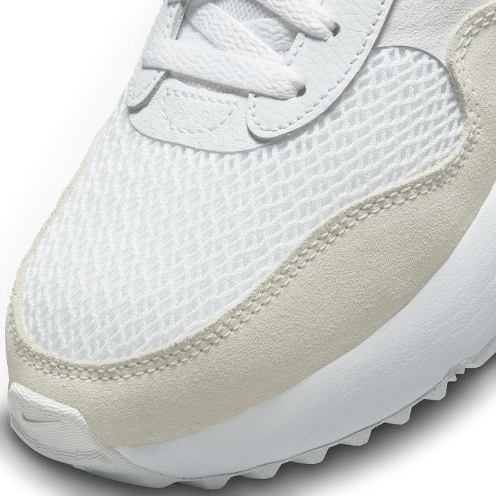 Air Max Systm Kadın Beyaz Sneaker Ayakkabı DM9538-100 1454621