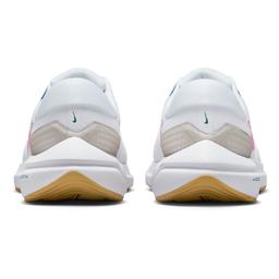 Wmns Air Zoom Vomero 16 Kadın Beyaz Koşu Ayakkabısı DA7698-104