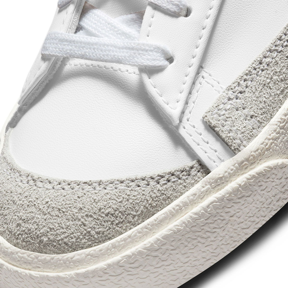 Blazer Low '77 Kadın Çok Renkli Sneaker Ayakkabı DC4769-102