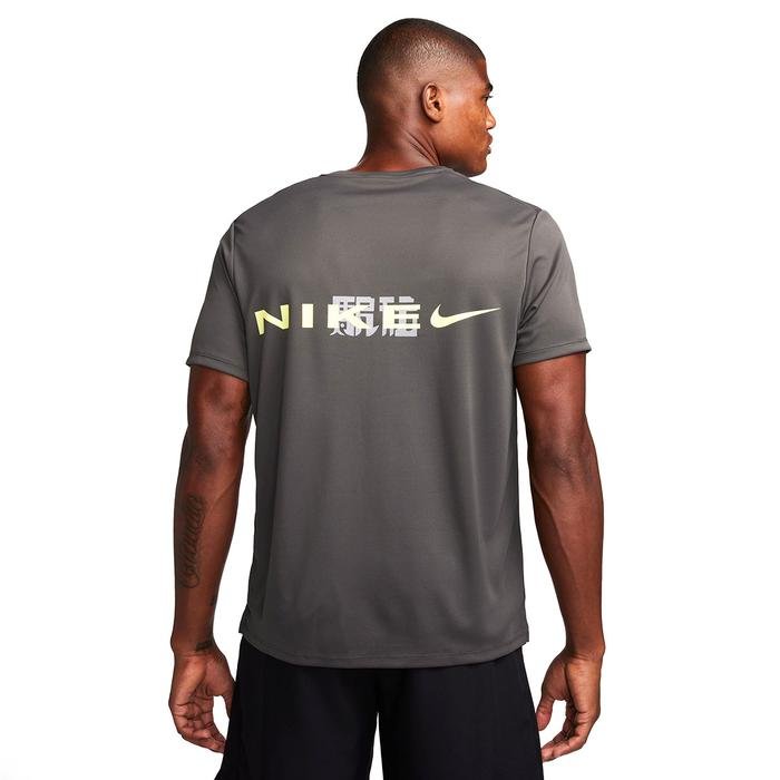 Dri-Fit Uv Erkek Kahverengi Koşu T-Shirt FQ8018-254 1596631