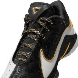 Lebron XXII Erkek Beyaz Basketbol Ayakkabısı HV8454-100