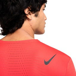 Dri-Fit ADV AeroSwift Erkek Kırmızı Koşu T-Shirt HJ3377-696