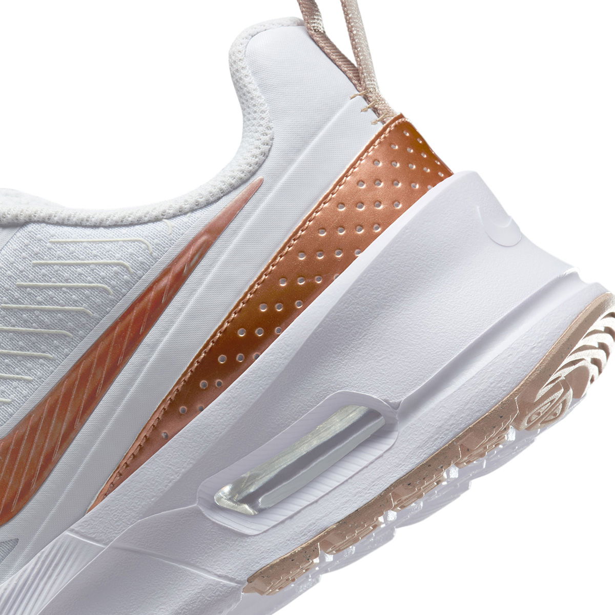 Air Max Nuaxis Kadın Beyaz Sneaker Ayakkabı HF1233-110
