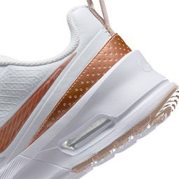 Air Max Nuaxis Kadın Beyaz Sneaker Ayakkabı HF1233-110