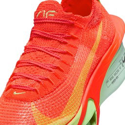 Air Zoom Alphafly Next% 3 Kadın Kırmızı Koşu Ayakkabısı FD8315-600