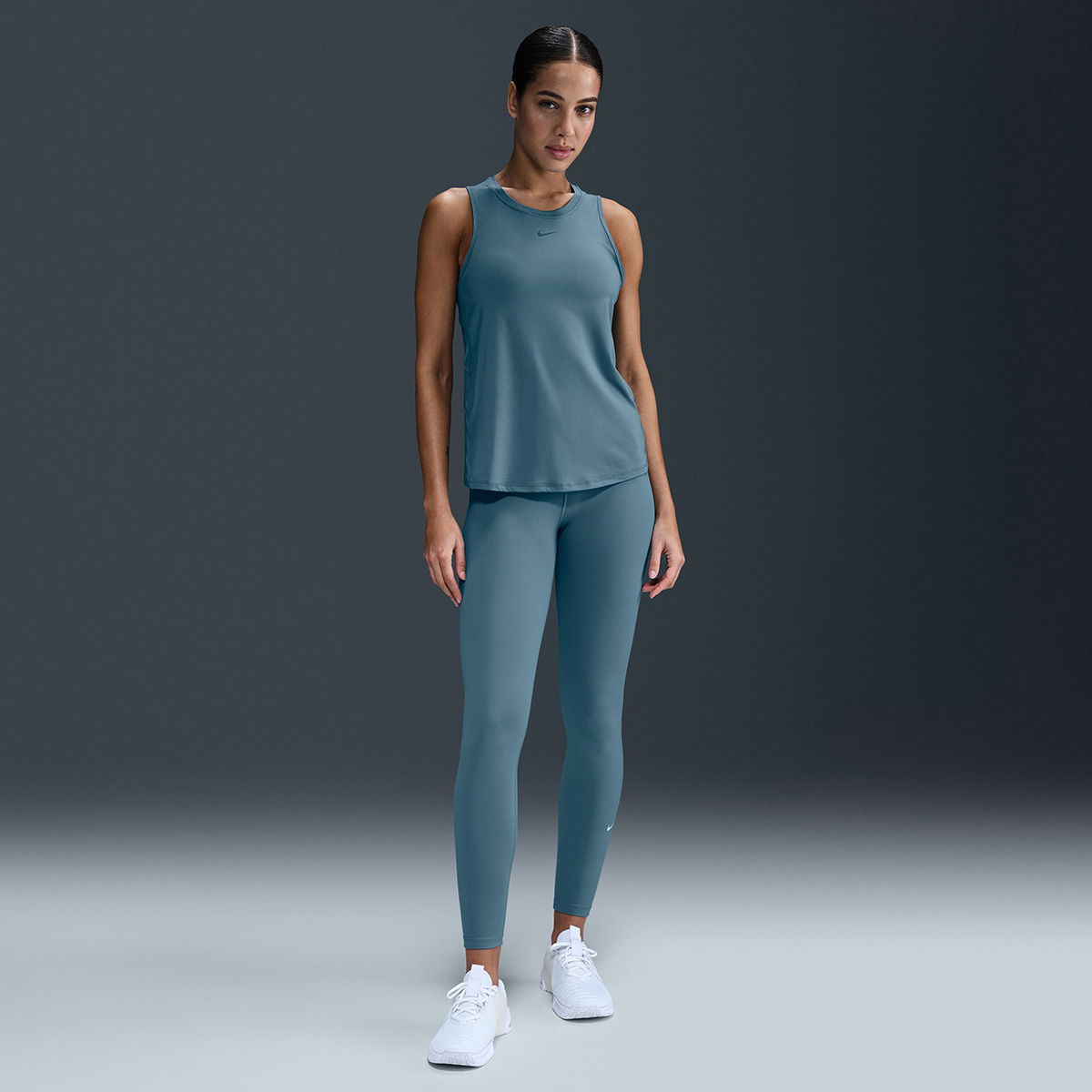 One Dri-Fit Kadın Yeşil Antrenman Tayt IB9382-006