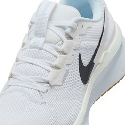 Air Zoom Structure 25 Erkek Beyaz Koşu Ayakkabısı DJ7883-114