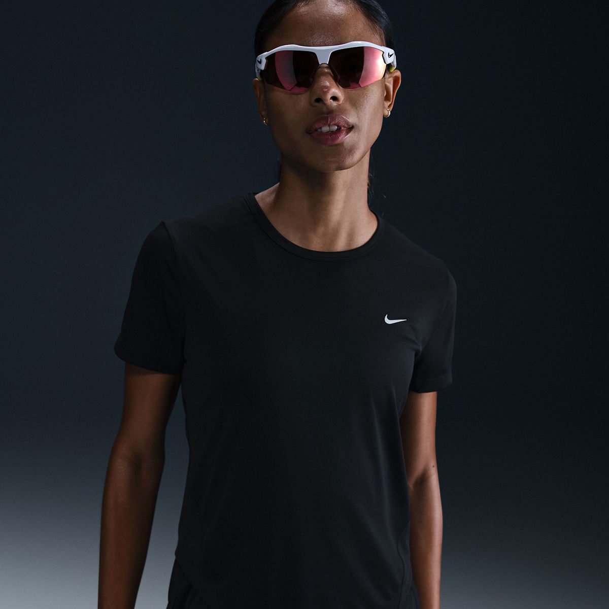 Tempo Dri-Fit Kadın Siyah Koşu T-Shirt HQ0648-010