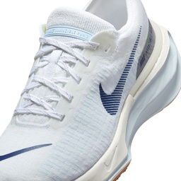 Zoomx Invincible Run Fk 3 Erkek Beyaz Koşu Ayakkabısı DR2615-107